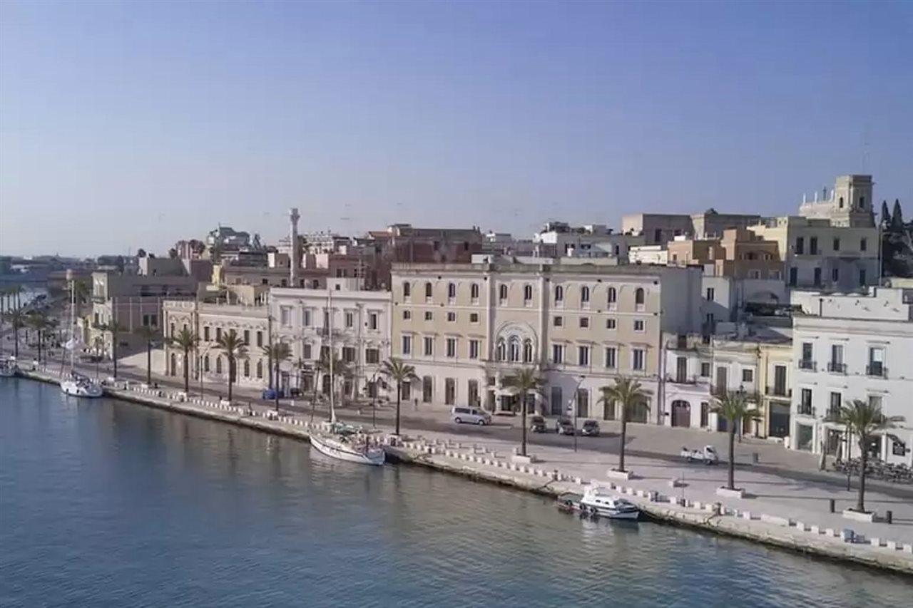 Grande Albergo Internazionale Brindisi Exterior photo