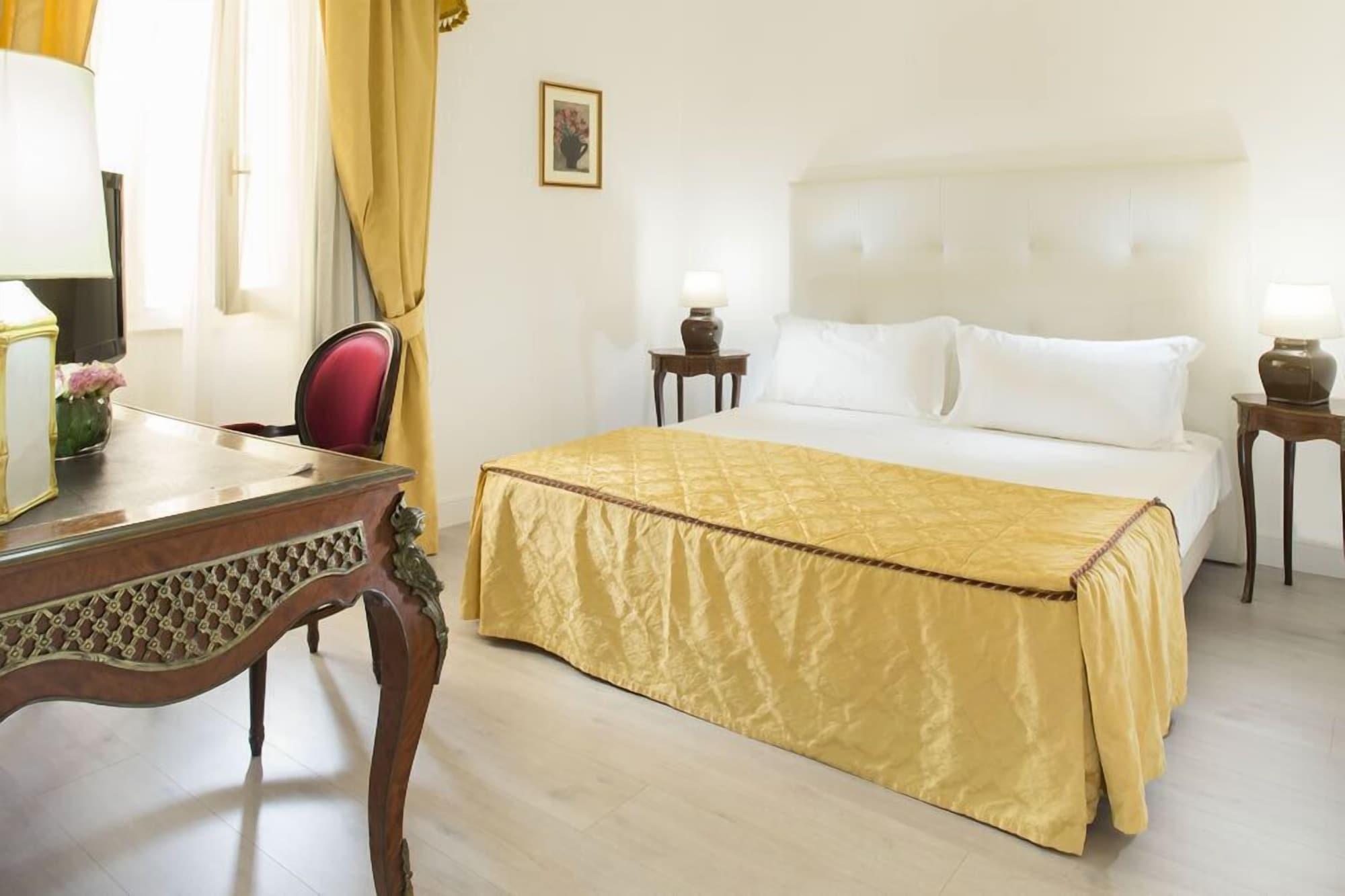 Grande Albergo Internazionale Brindisi Exterior photo